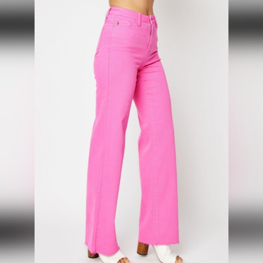 Hot Pink Judy Blues 💗